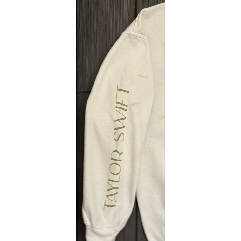 Taylor Swift Fearless Taylor’s Version Crewneck S… - image 2